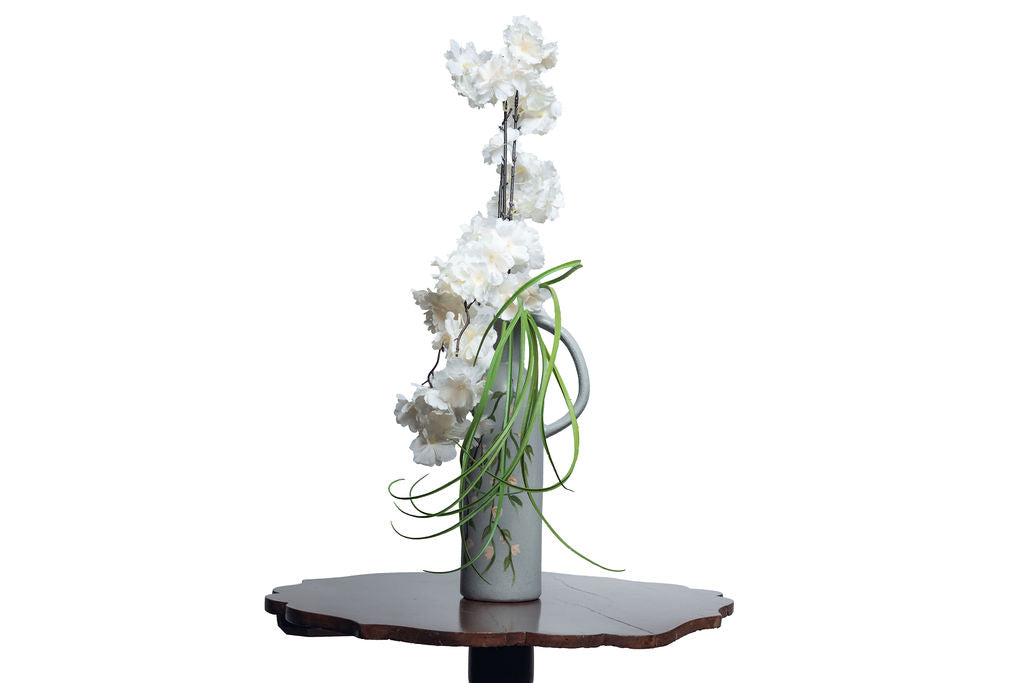Light Grey vase + flowers